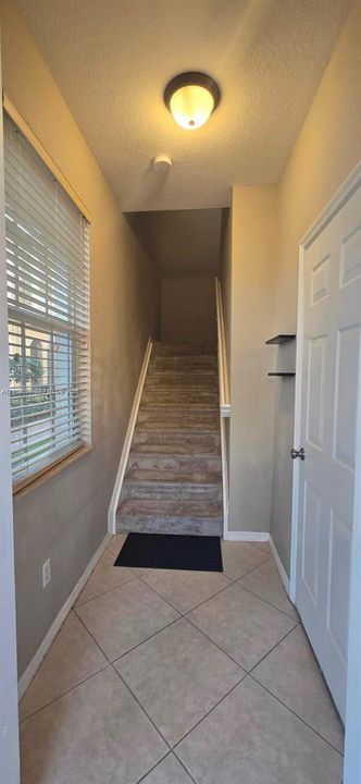 For Rent: $2,400 (2 beds, 2 baths, 1077 Square Feet)