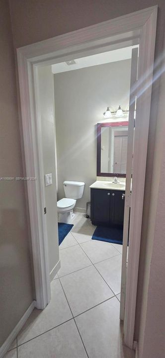 For Rent: $2,400 (2 beds, 2 baths, 1077 Square Feet)