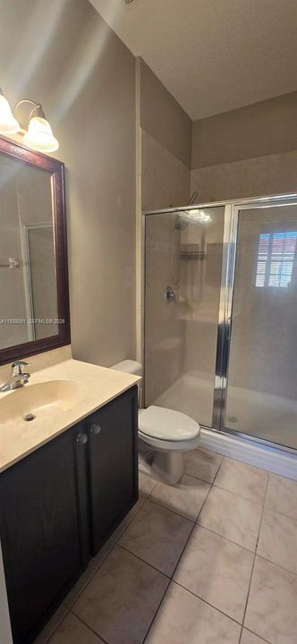 For Rent: $2,400 (2 beds, 2 baths, 1077 Square Feet)