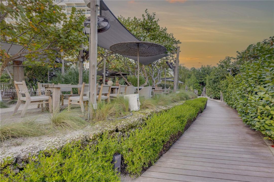 En Venta: $2,050,000 (2 camas, 2 baños, 1230 Pies cuadrados)