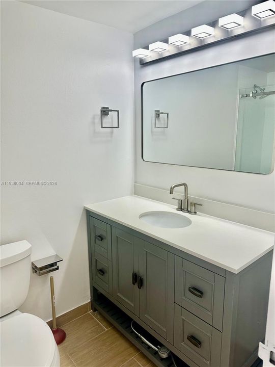 В аренду: $1,800 (0 спален, 1 ванн, 577 Квадратных фут)