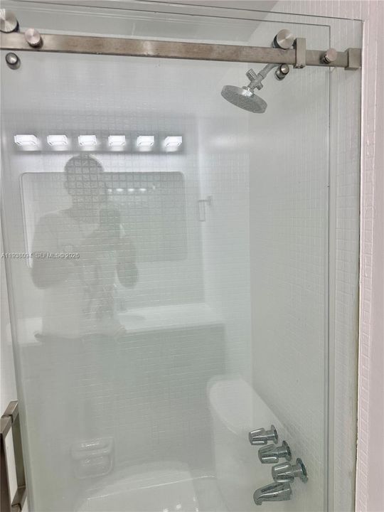 В аренду: $1,800 (0 спален, 1 ванн, 577 Квадратных фут)