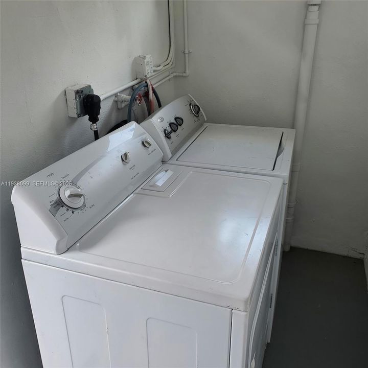 En Renta: $3,600 (3 camas, 2 baños, 2814 Pies cuadrados)