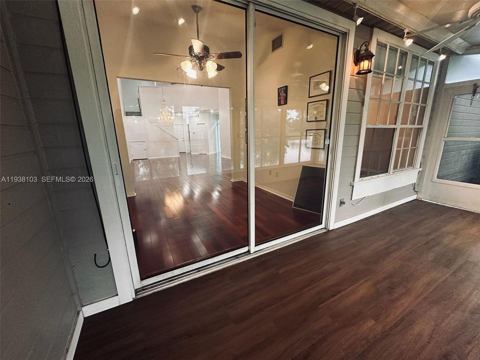 En Venta: $360,000 (3 camas, 2 baños, 0 Pies cuadrados)