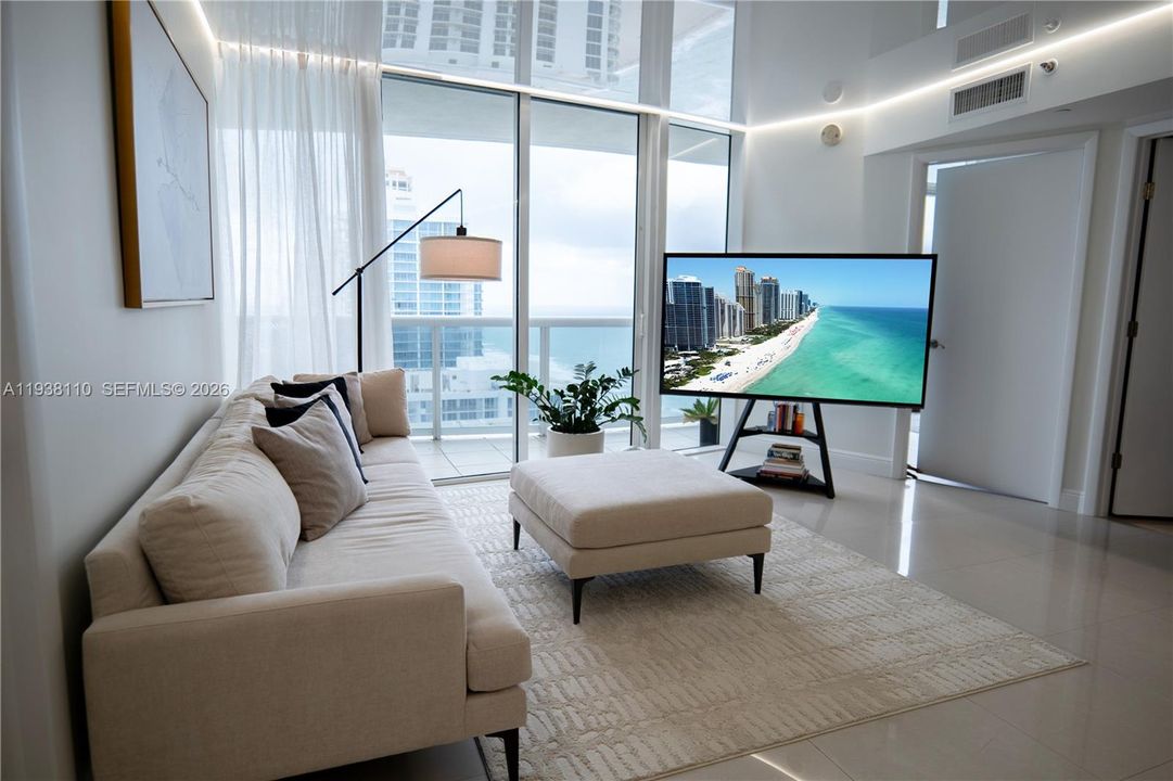 En Venta: $1,499,000 (2 camas, 2 baños, 1396 Pies cuadrados)