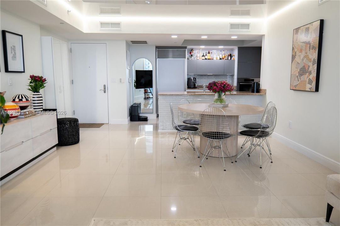 En Venta: $1,499,000 (2 camas, 2 baños, 1396 Pies cuadrados)