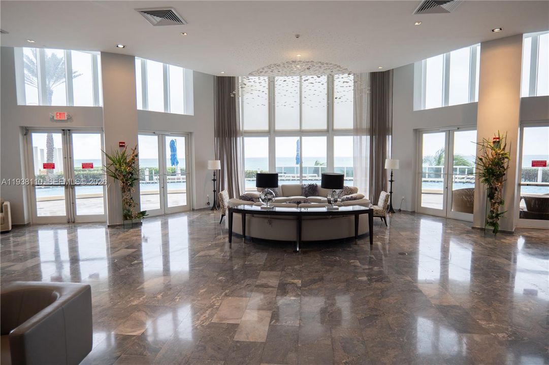 En Venta: $1,499,000 (2 camas, 2 baños, 1396 Pies cuadrados)