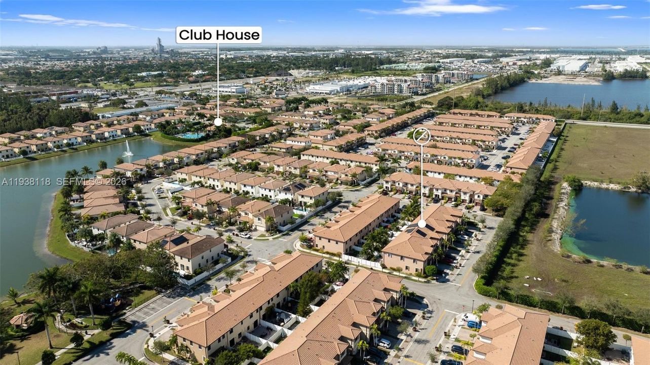 待售: $560,000 (3 贝兹, 2 浴室, 1592 平方英尺)