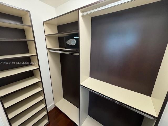 En Renta: $4,400 (1 camas, 2 baños, 912 Pies cuadrados)