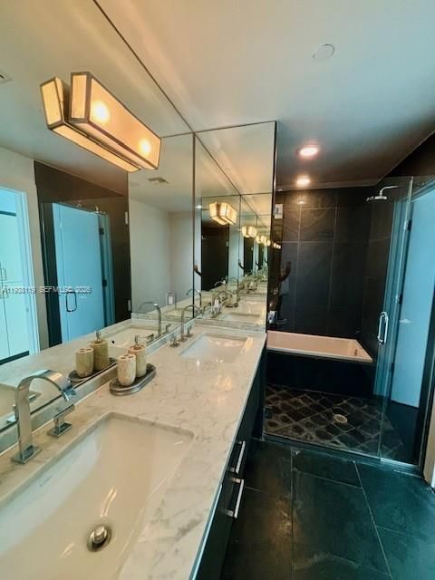 En Renta: $4,400 (1 camas, 2 baños, 912 Pies cuadrados)