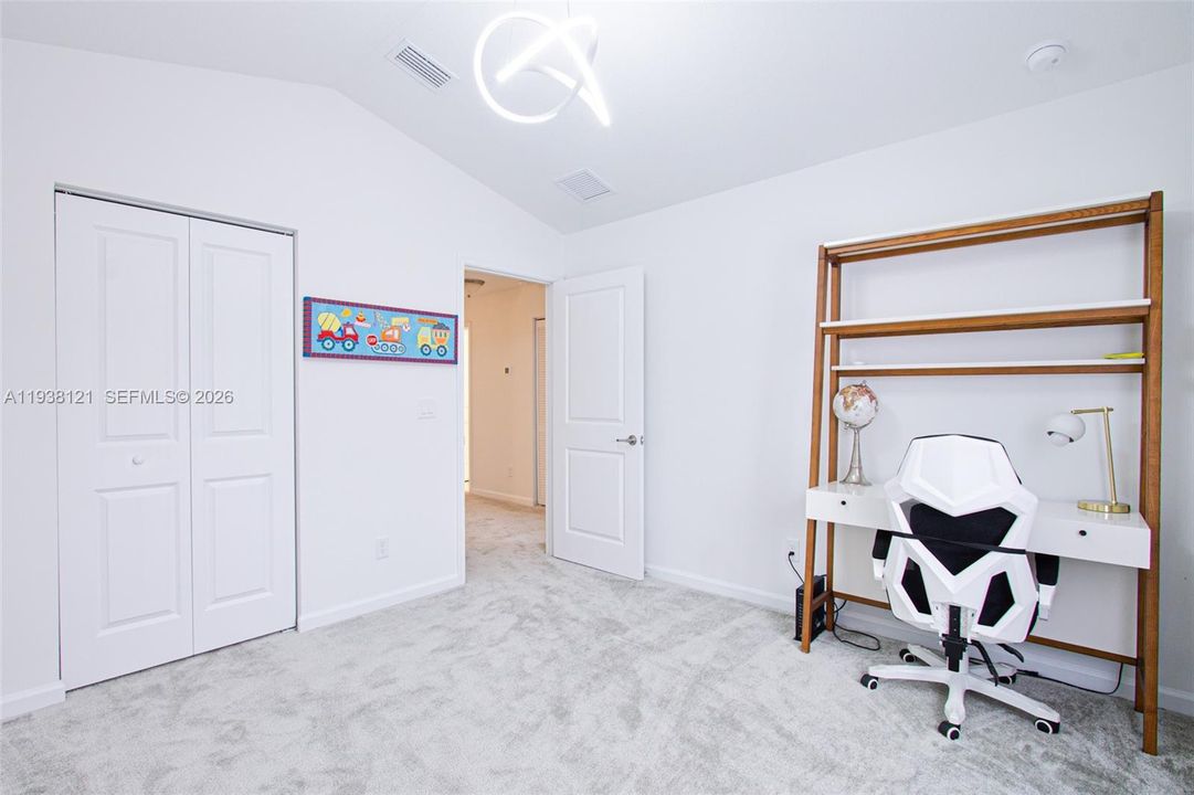 For Sale: $499,500 (3 beds, 2 baths, 2002 Square Feet)