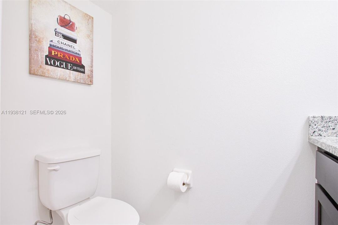 For Sale: $499,500 (3 beds, 2 baths, 2002 Square Feet)