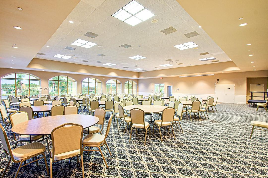 For Sale: $499,500 (3 beds, 2 baths, 2002 Square Feet)