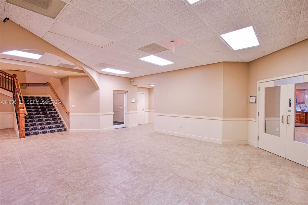 For Sale: $499,500 (3 beds, 2 baths, 2002 Square Feet)