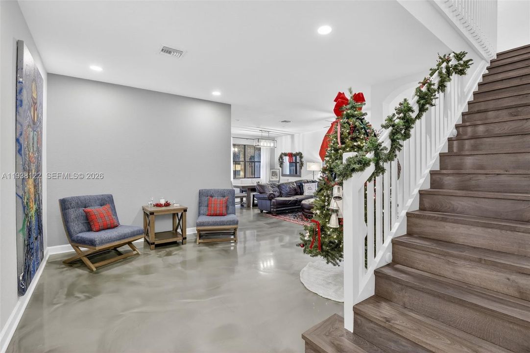 En Venta: $600,000 (3 camas, 2 baños, 1835 Pies cuadrados)