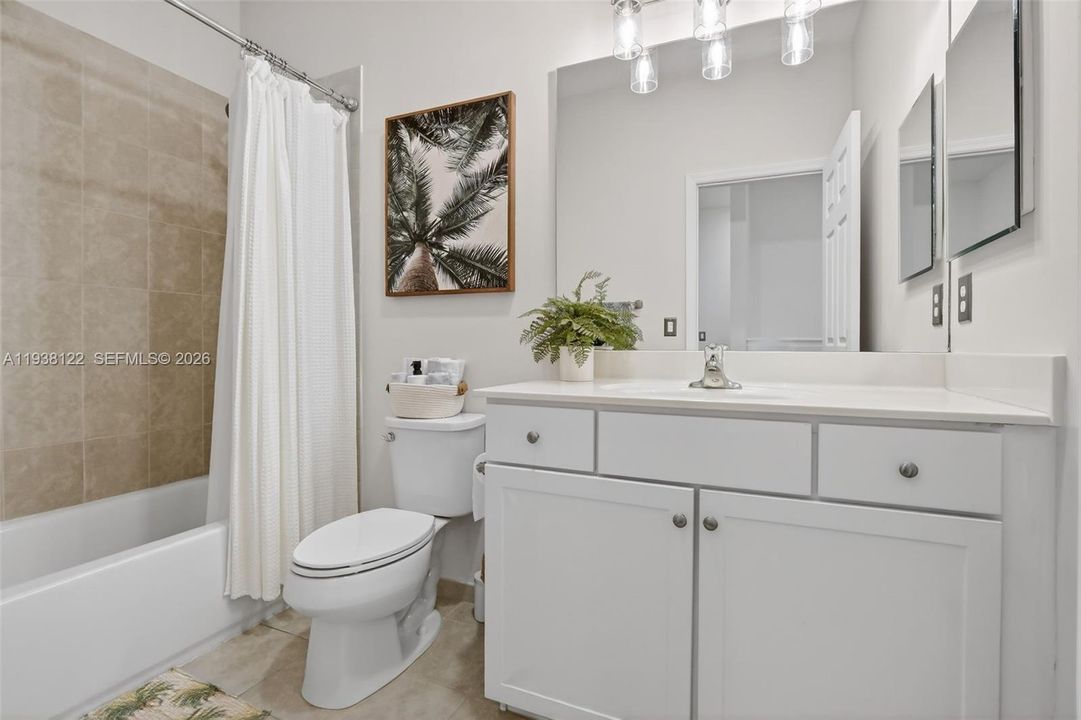 En Venta: $600,000 (3 camas, 2 baños, 1835 Pies cuadrados)