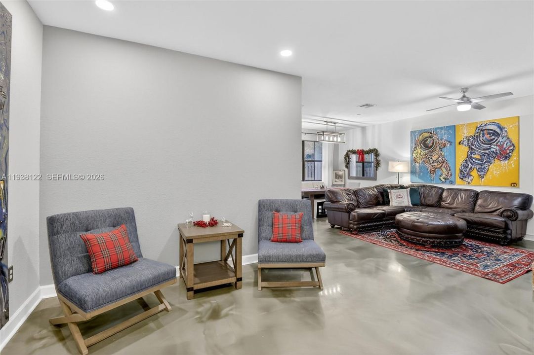 En Venta: $600,000 (3 camas, 2 baños, 1835 Pies cuadrados)