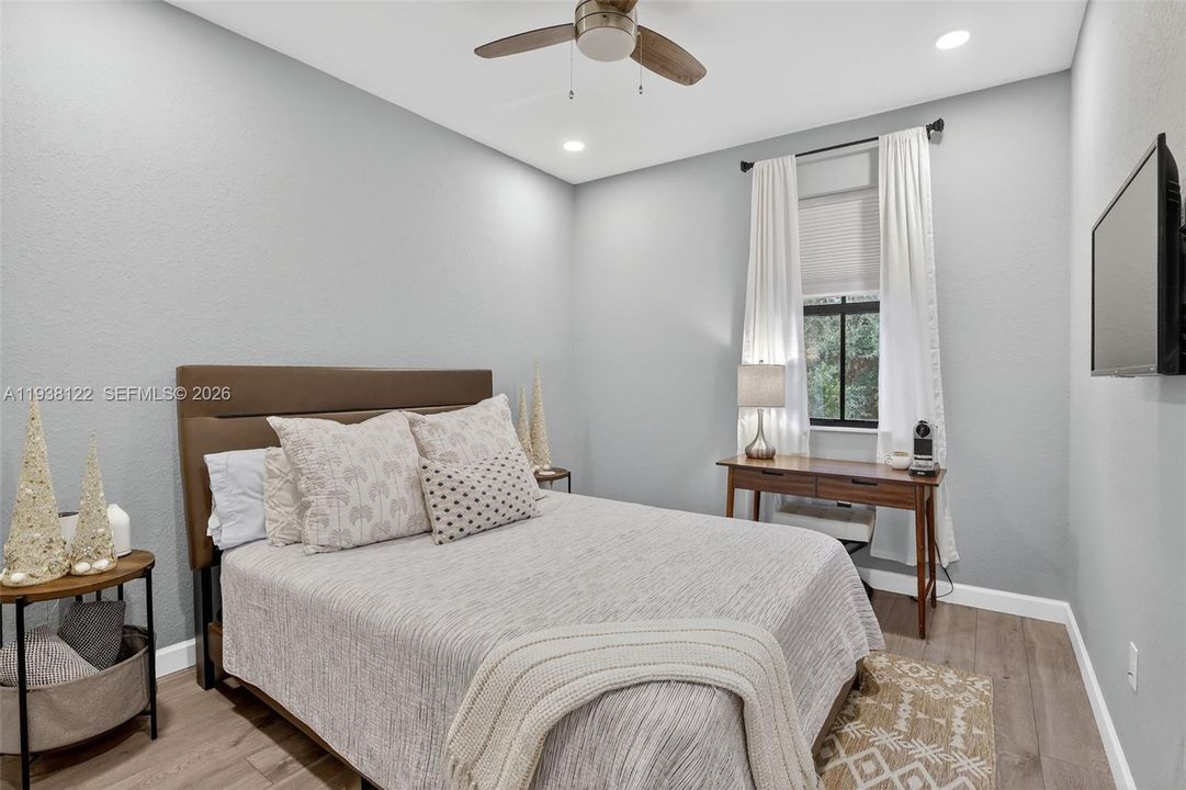 En Venta: $600,000 (3 camas, 2 baños, 1835 Pies cuadrados)