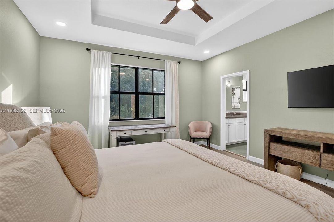 En Venta: $600,000 (3 camas, 2 baños, 1835 Pies cuadrados)