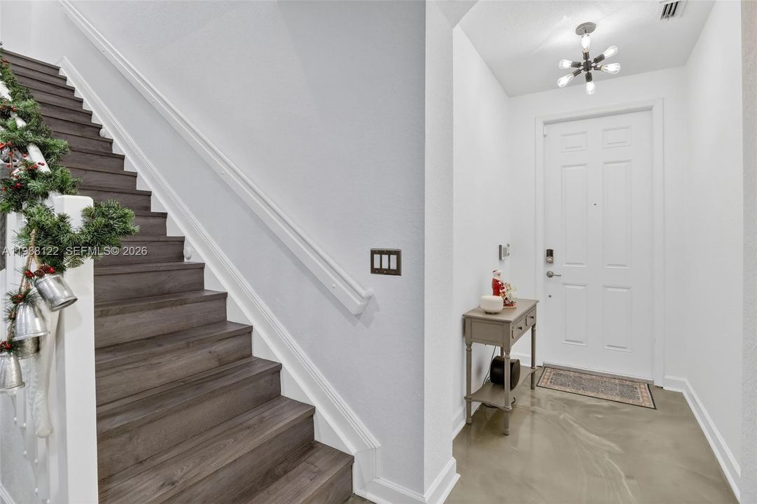 En Venta: $600,000 (3 camas, 2 baños, 1835 Pies cuadrados)