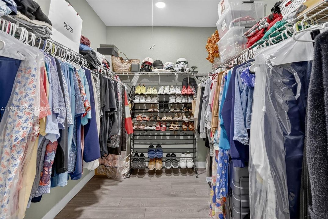 En Venta: $600,000 (3 camas, 2 baños, 1835 Pies cuadrados)