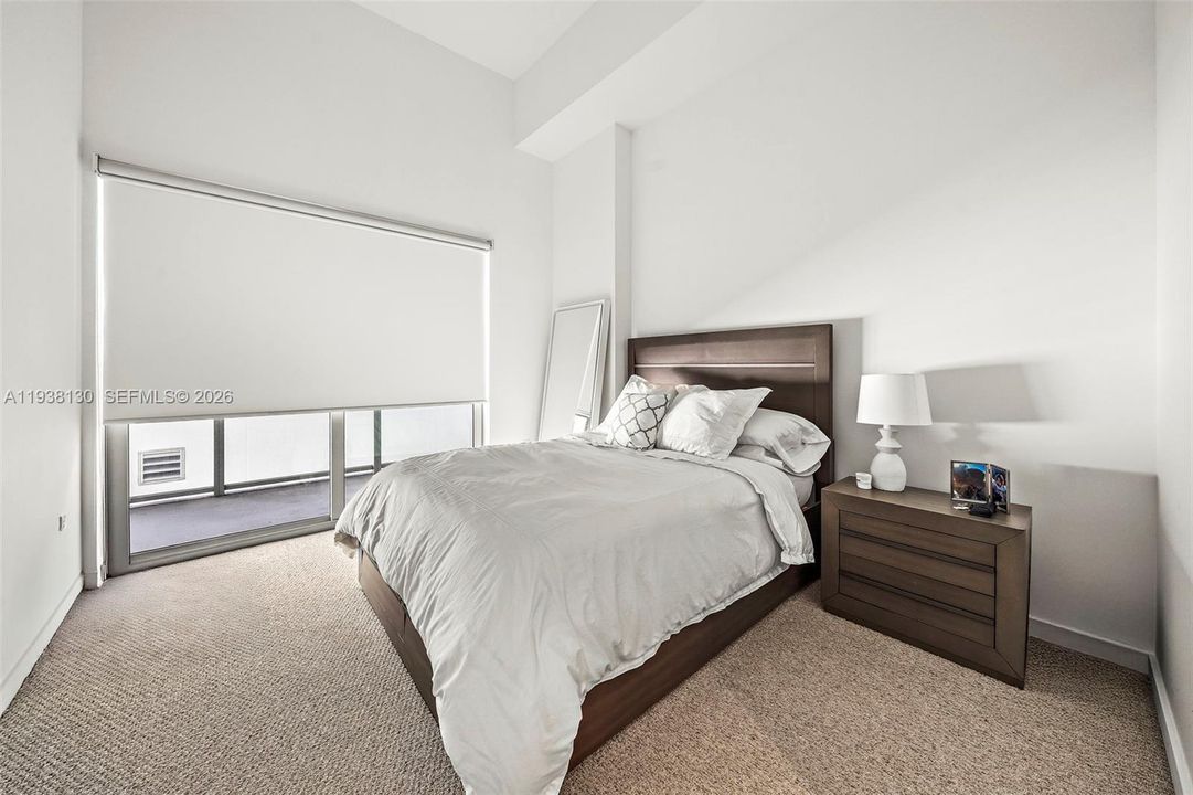 В аренду: $3,950 (2 спален, 2 ванн, 962 Квадратных фут)