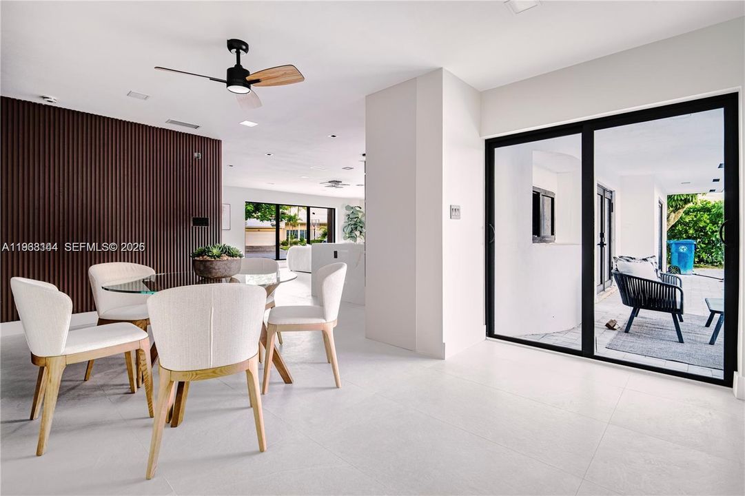 For Sale: $2,180,000 (5 beds, 3 baths, 2285 Square Feet)