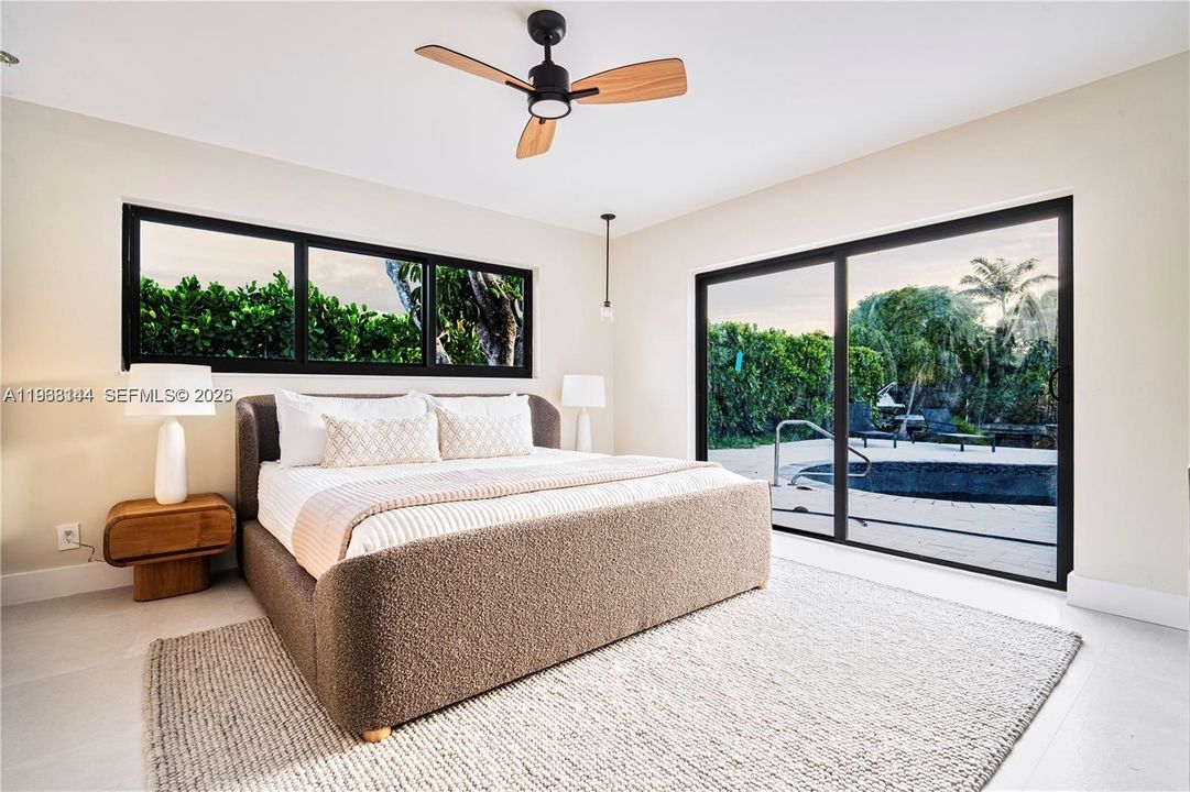 For Sale: $2,180,000 (5 beds, 3 baths, 2285 Square Feet)