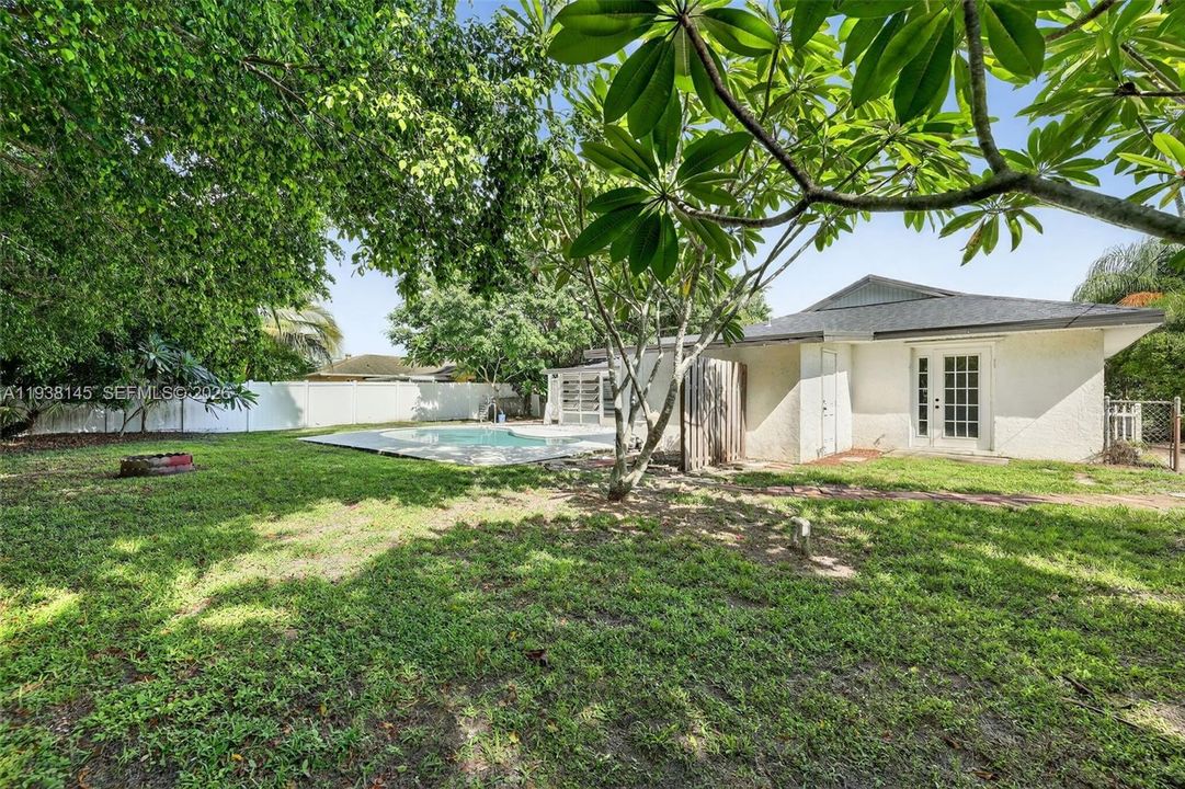 待售: $380,000 (3 贝兹, 2 浴室, 1730 平方英尺)