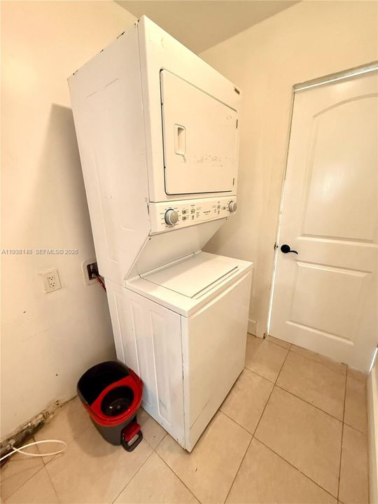 For Sale: $540,000 (4 beds, 2 baths, 1685 Square Feet)