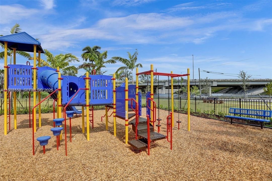 待售: $500,000 (3 贝兹, 2 浴室, 1514 平方英尺)