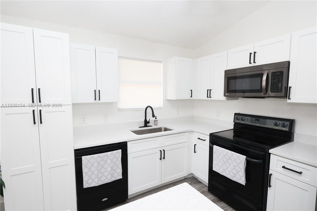 En Venta: $450,000 (3 camas, 1 baños, 1118 Pies cuadrados)