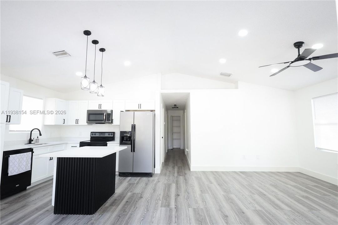 En Venta: $450,000 (3 camas, 1 baños, 1118 Pies cuadrados)