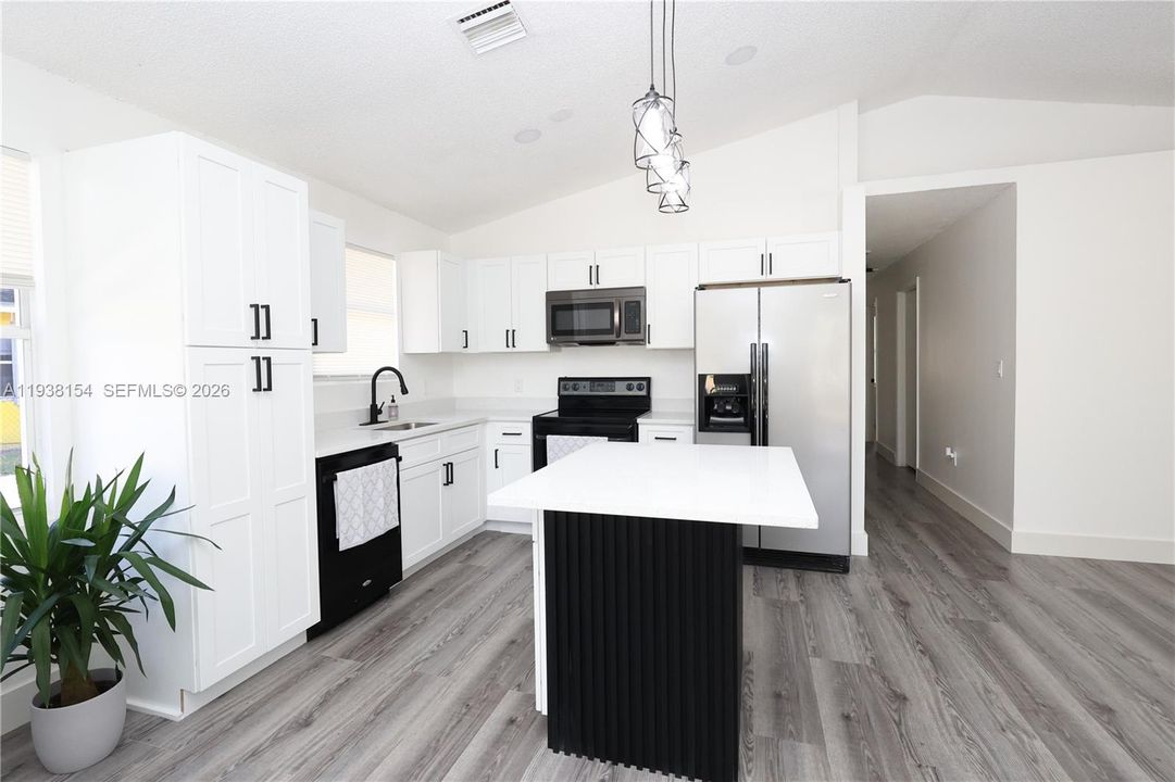 En Venta: $450,000 (3 camas, 1 baños, 1118 Pies cuadrados)