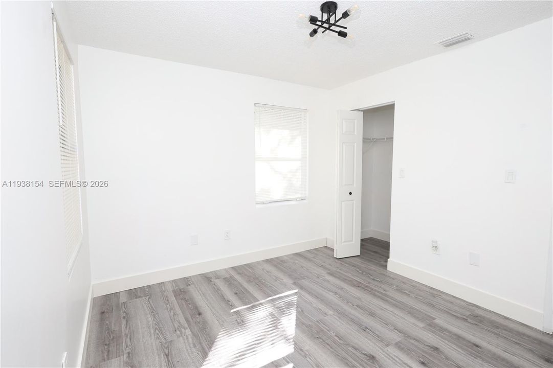 En Venta: $450,000 (3 camas, 1 baños, 1118 Pies cuadrados)