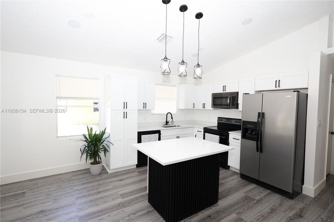 En Venta: $450,000 (3 camas, 1 baños, 1118 Pies cuadrados)