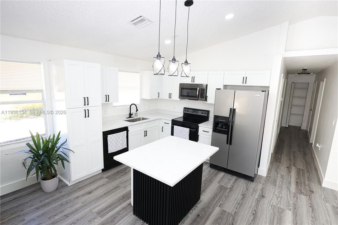 En Venta: $450,000 (3 camas, 1 baños, 1118 Pies cuadrados)