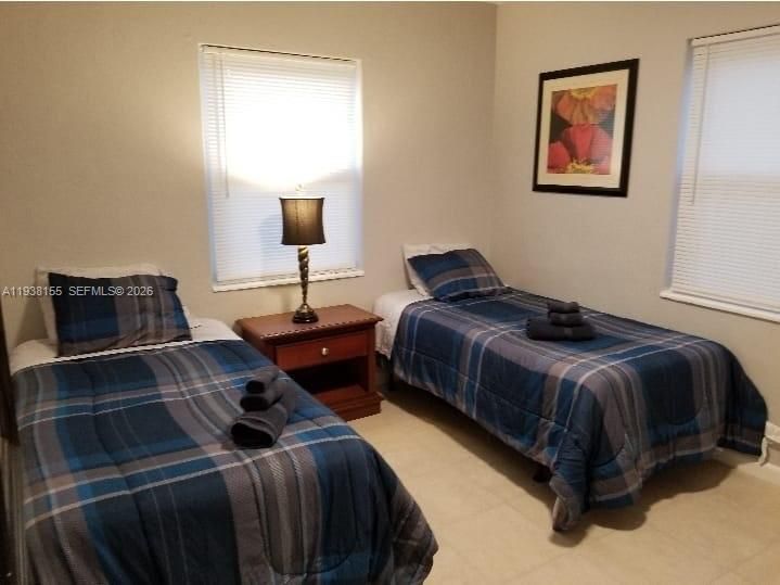 В аренду: $2,175 (2 спален, 1 ванн, 1712 Квадратных фут)