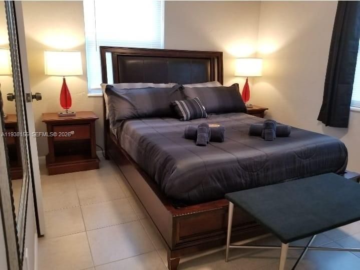 В аренду: $2,175 (2 спален, 1 ванн, 1712 Квадратных фут)