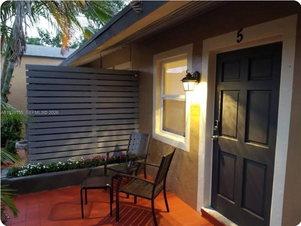 В аренду: $2,175 (2 спален, 1 ванн, 1712 Квадратных фут)