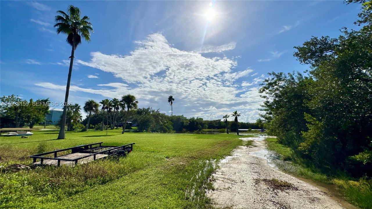 For Sale: $539,000 (3 beds, 2 baths, 1379 Square Feet)