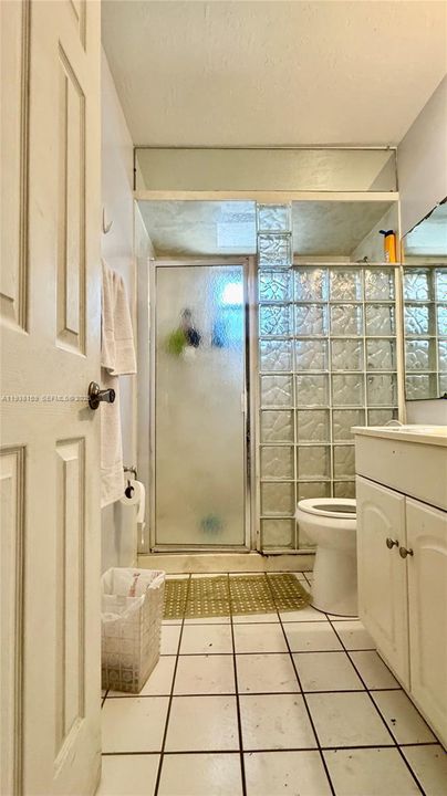 For Sale: $539,000 (3 beds, 2 baths, 1379 Square Feet)