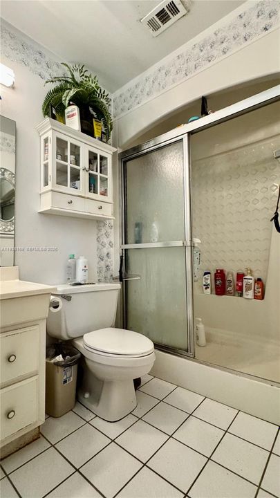 For Sale: $539,000 (3 beds, 2 baths, 1379 Square Feet)