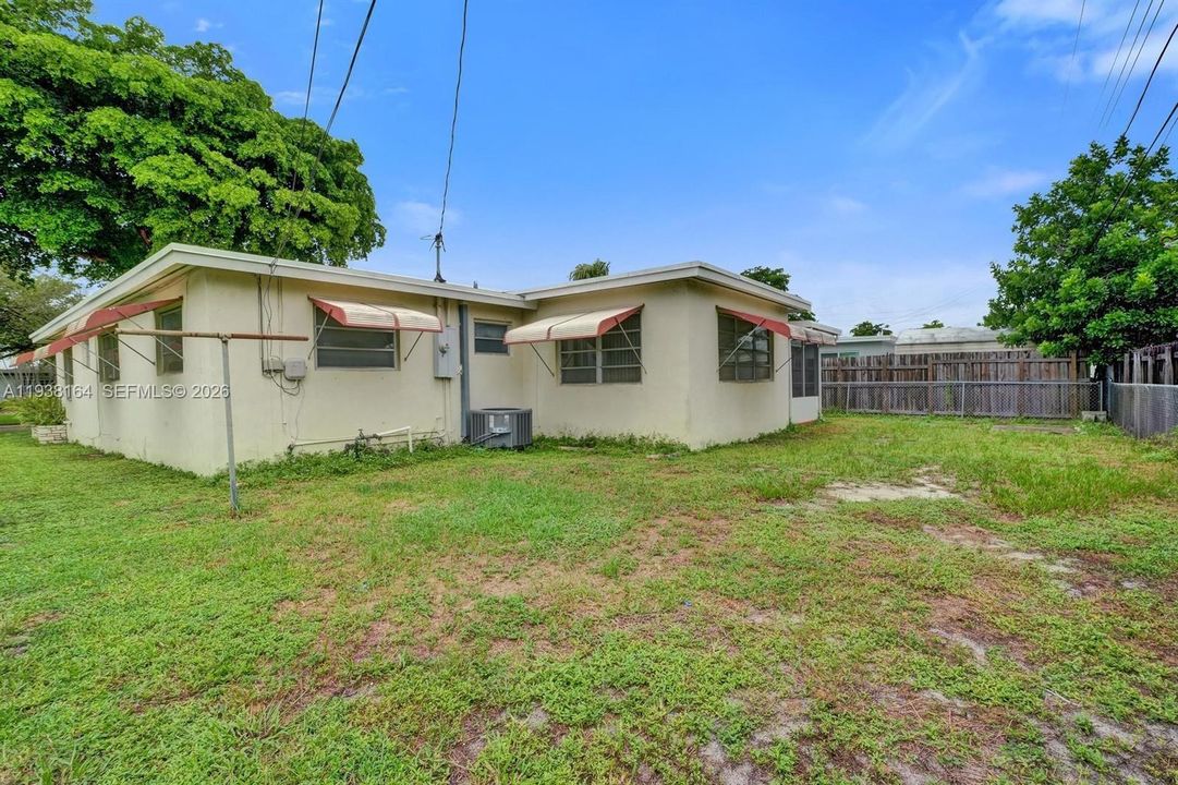 En Venta: $479,800 (3 camas, 2 baños, 1502 Pies cuadrados)