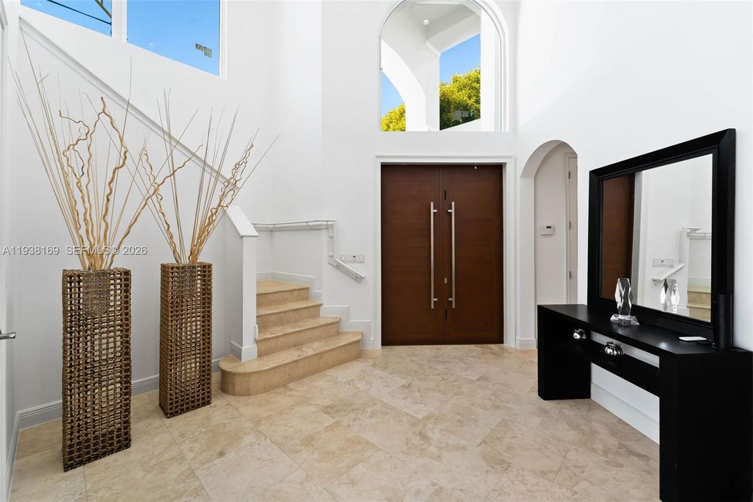 For Sale: $6,480,000 (5 beds, 5 baths, 3941 Square Feet)