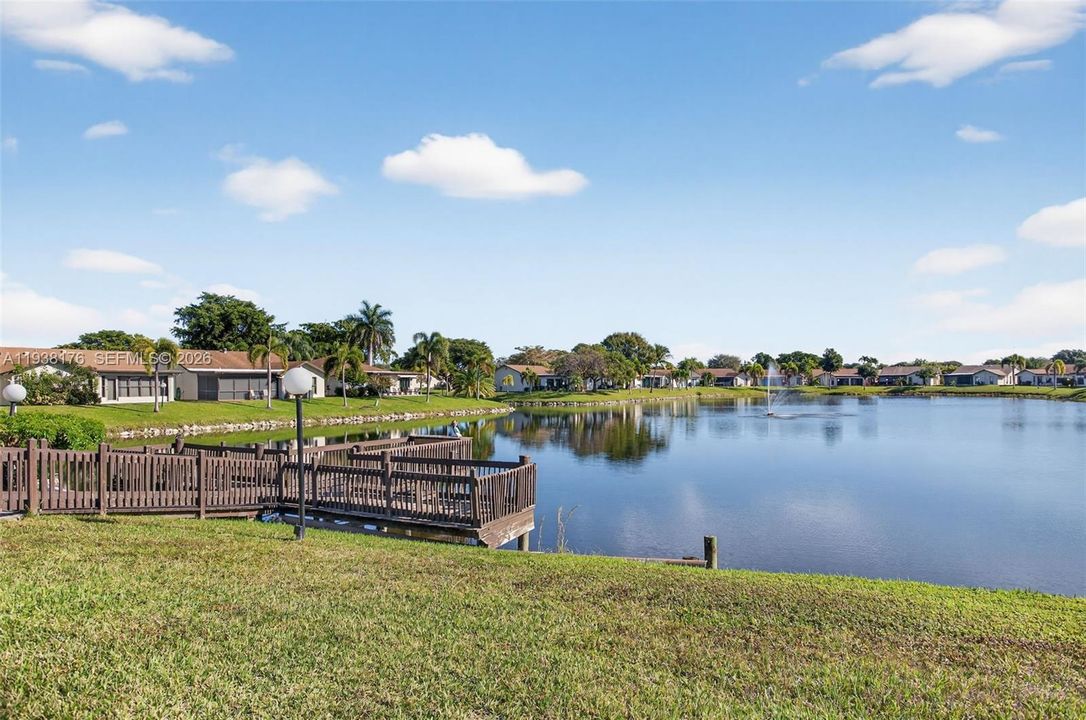 待售: $375,000 (2 贝兹, 2 浴室, 1491 平方英尺)