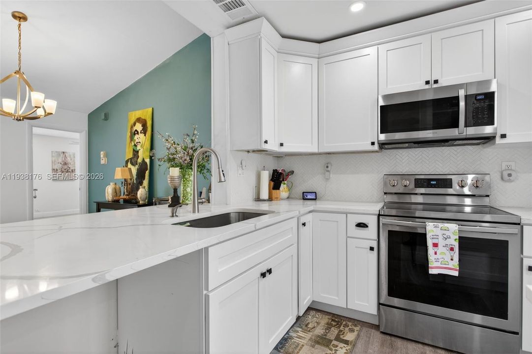 待售: $375,000 (2 贝兹, 2 浴室, 1491 平方英尺)