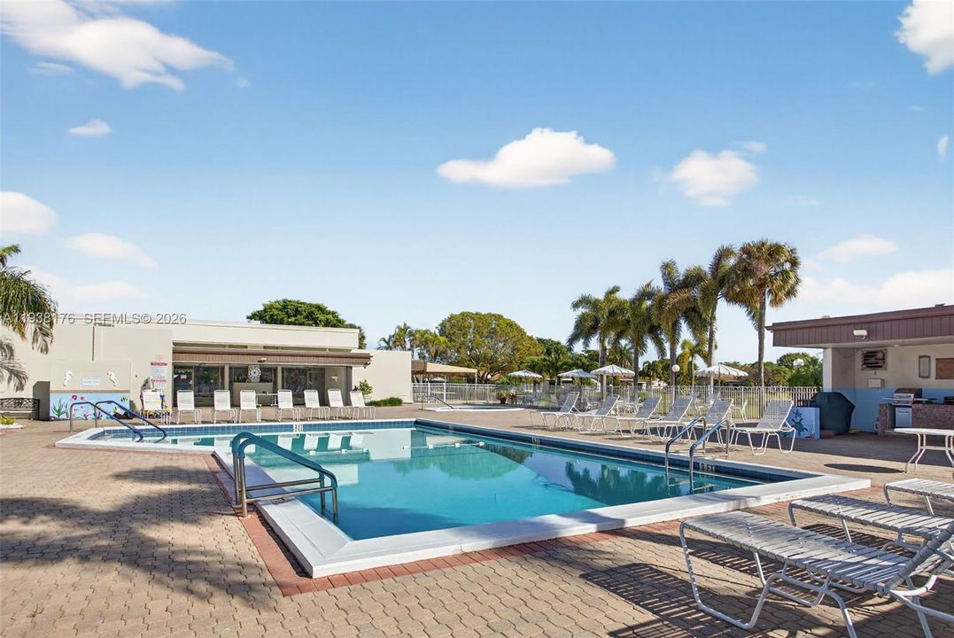 待售: $375,000 (2 贝兹, 2 浴室, 1491 平方英尺)