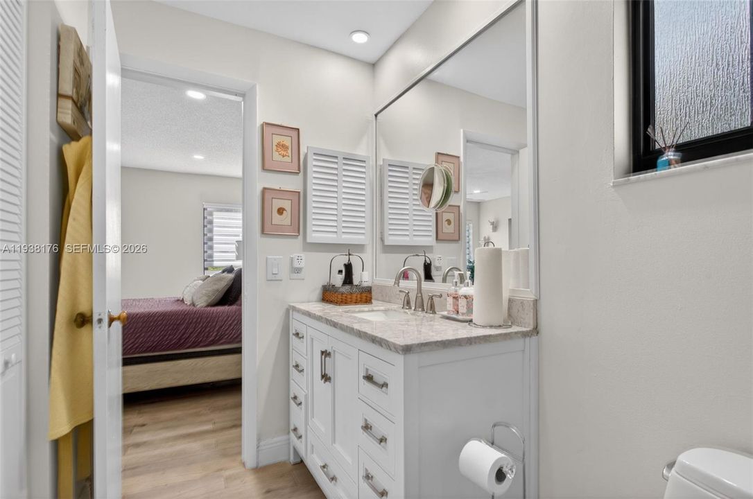 待售: $375,000 (2 贝兹, 2 浴室, 1491 平方英尺)