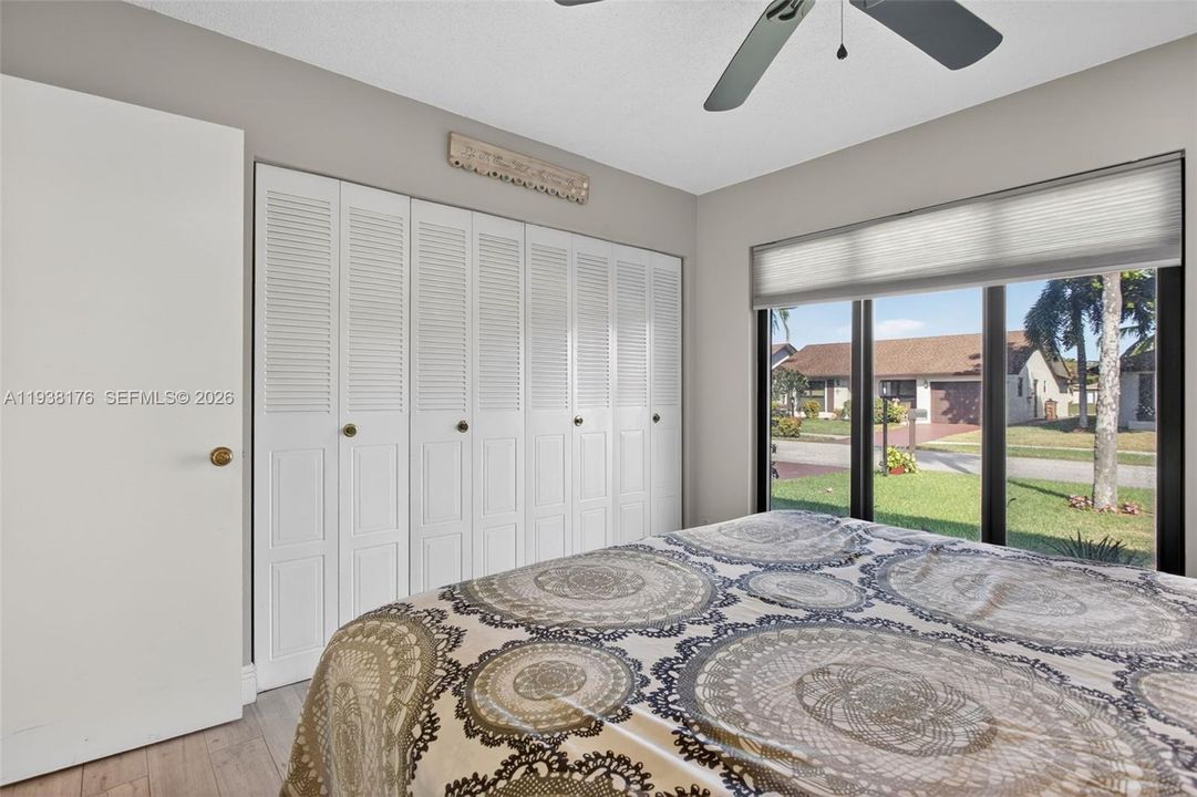 待售: $375,000 (2 贝兹, 2 浴室, 1491 平方英尺)